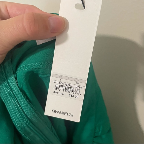NWT BB Dakota garden strolls dress in green! - Picture 6 of 16